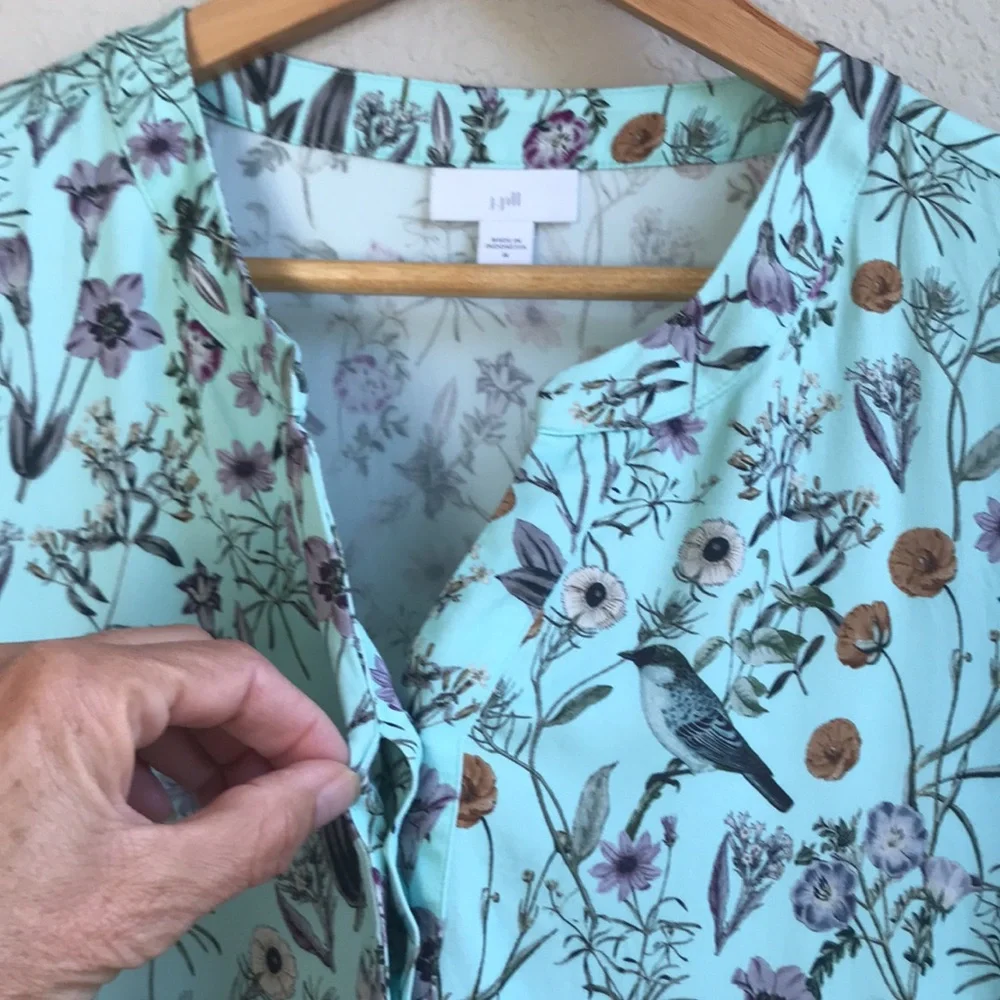 J Jill Floral Bird Print Women's Top - Picture 7 of 16